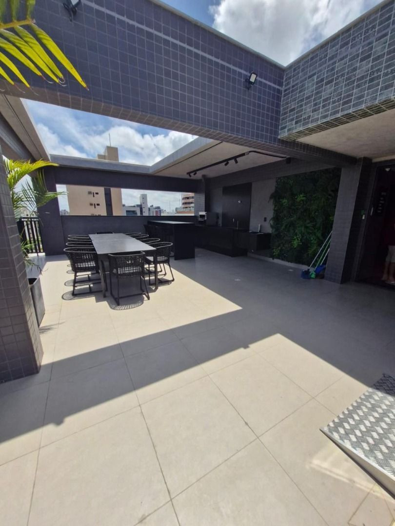 Flat com 01 dormitórios à venda, 25m² por R$ 399.000 - Interma...