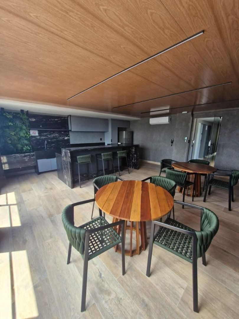 Flat com 01 dormitórios à venda, 25m² por R$ 399.000 - Interma...