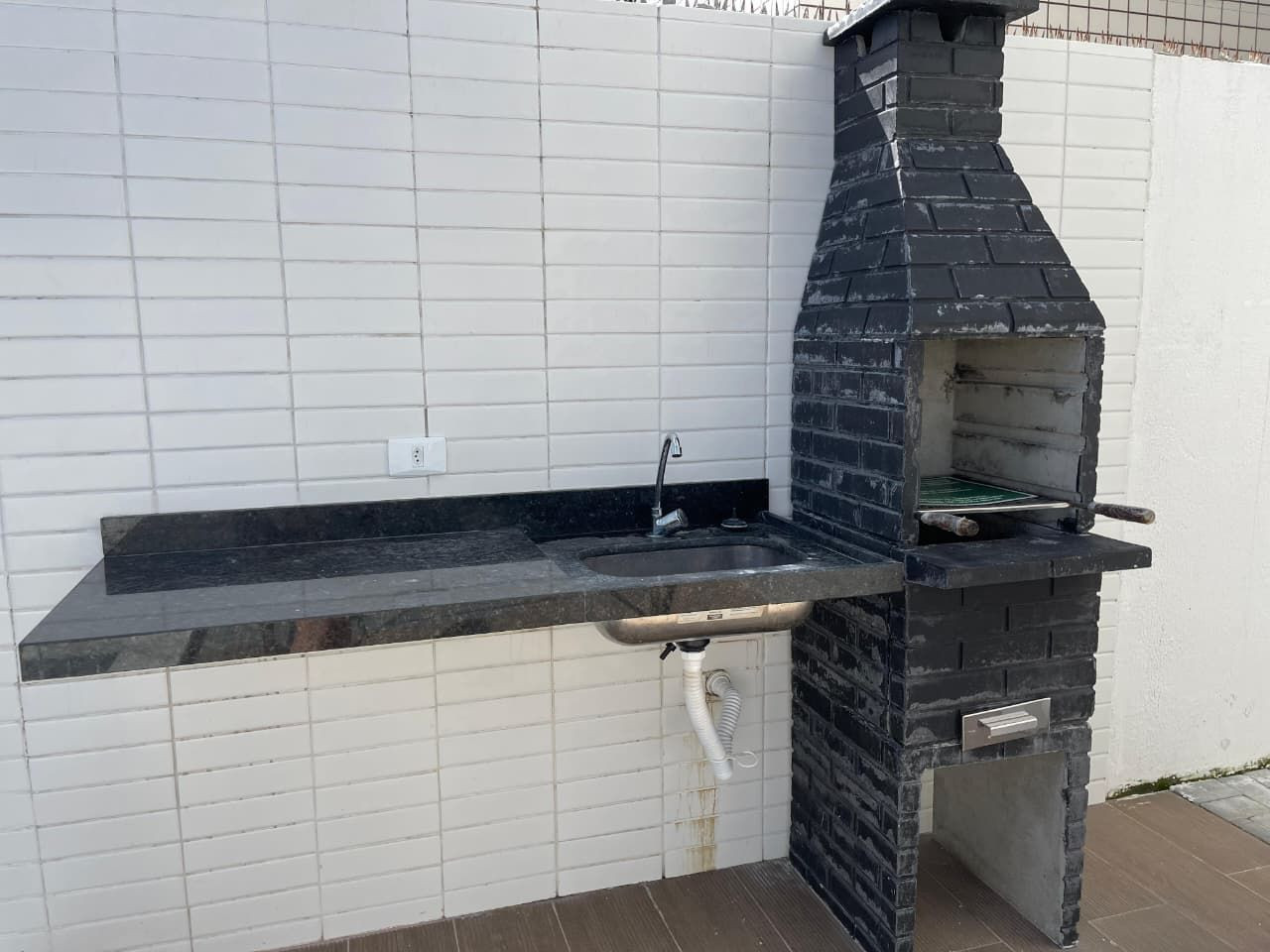 Flat com 01 dormitório à venda, 16m² por R$ 269.000 - Bessa, J...