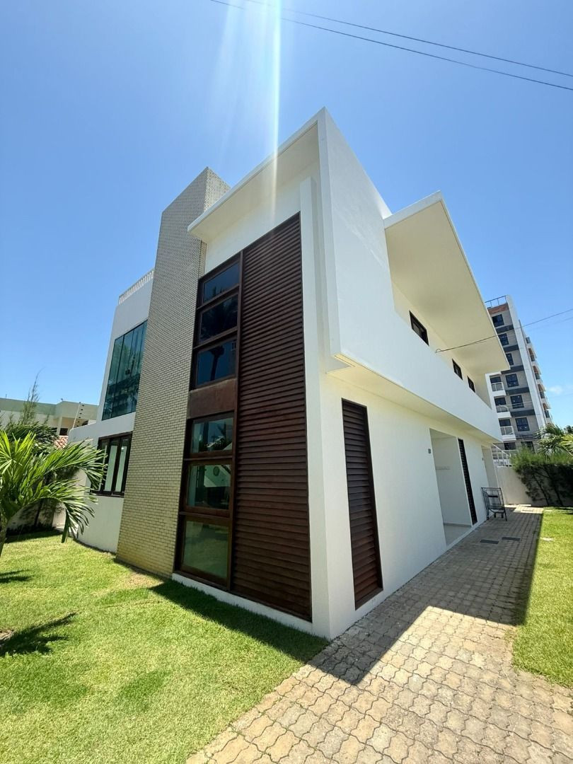 Casa com 03 dormitórios à venda,168m² por R$ 1.900.000 - Cambo...
