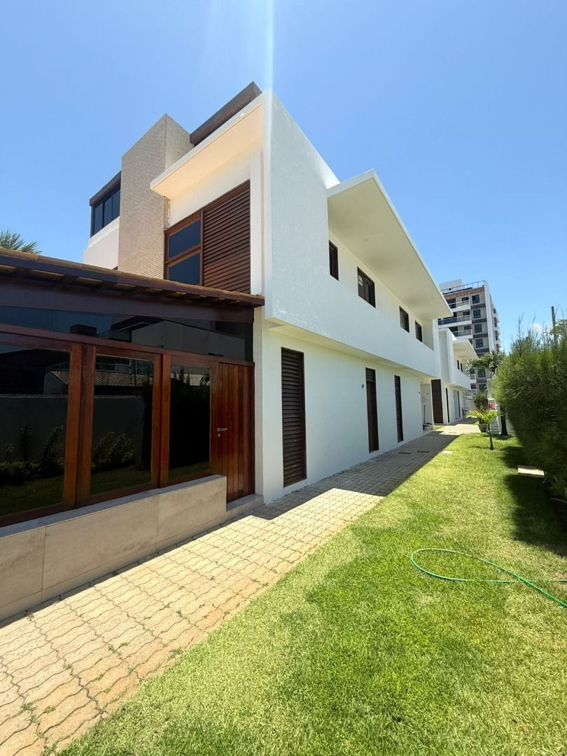 Casa com 03 dormitórios à venda,168m² por R$ 1.900.000 - Cambo...