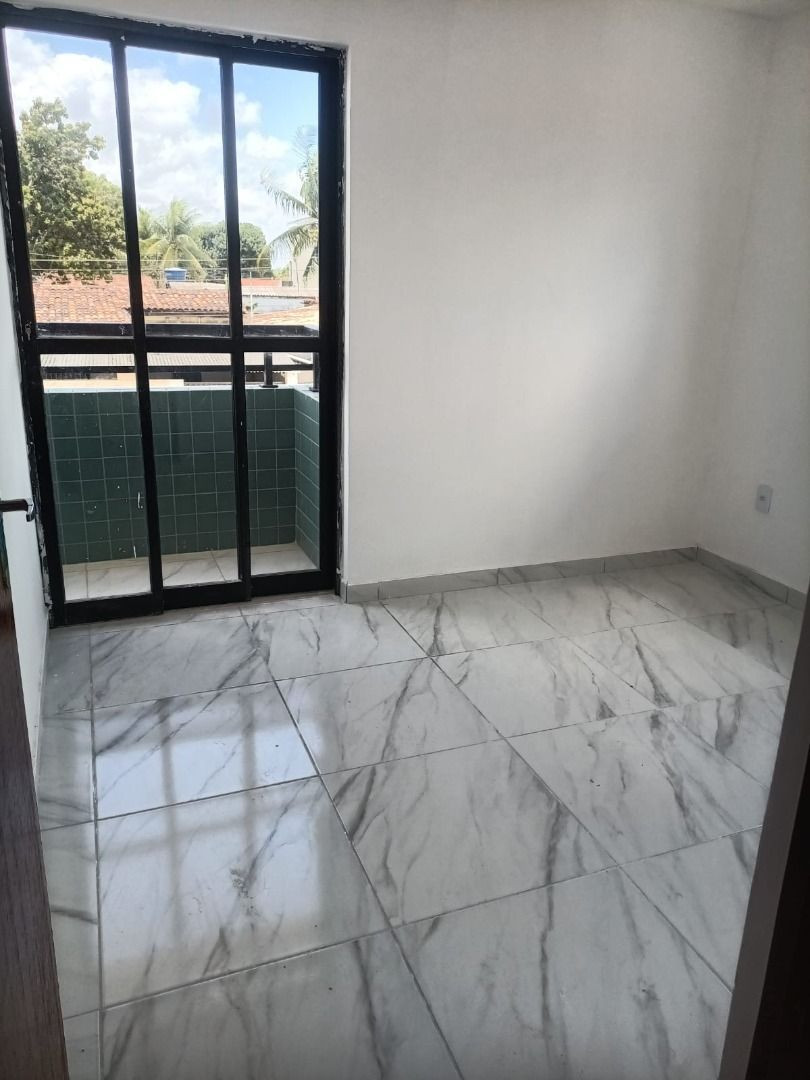 Apartamento com 02 dormitórios à venda por R$ 175.000 - Gramam...