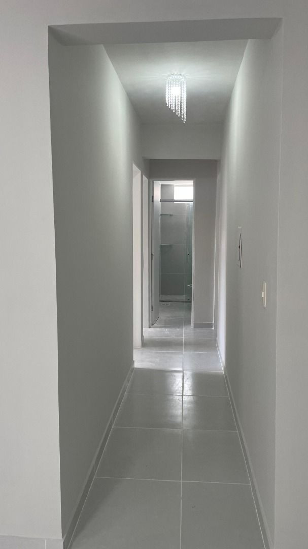 Apartamento com 03 dormitórios à venda por R$ 340.000 - Cd. Un...