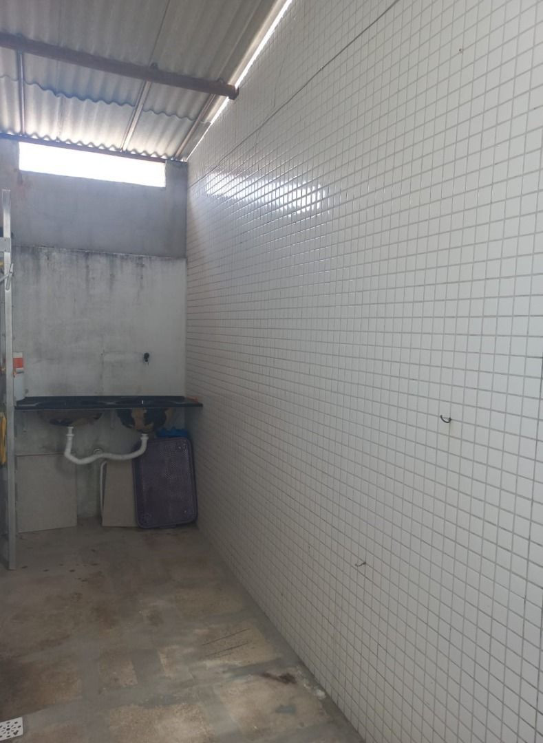 Apartamento com 02 dormitórios à venda por R$ 330.000 - Bancár...