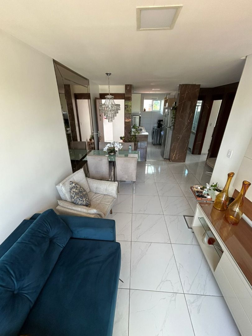 Apartamento com 03 dormitórios à venda por R$ 479.000 - Bancár...