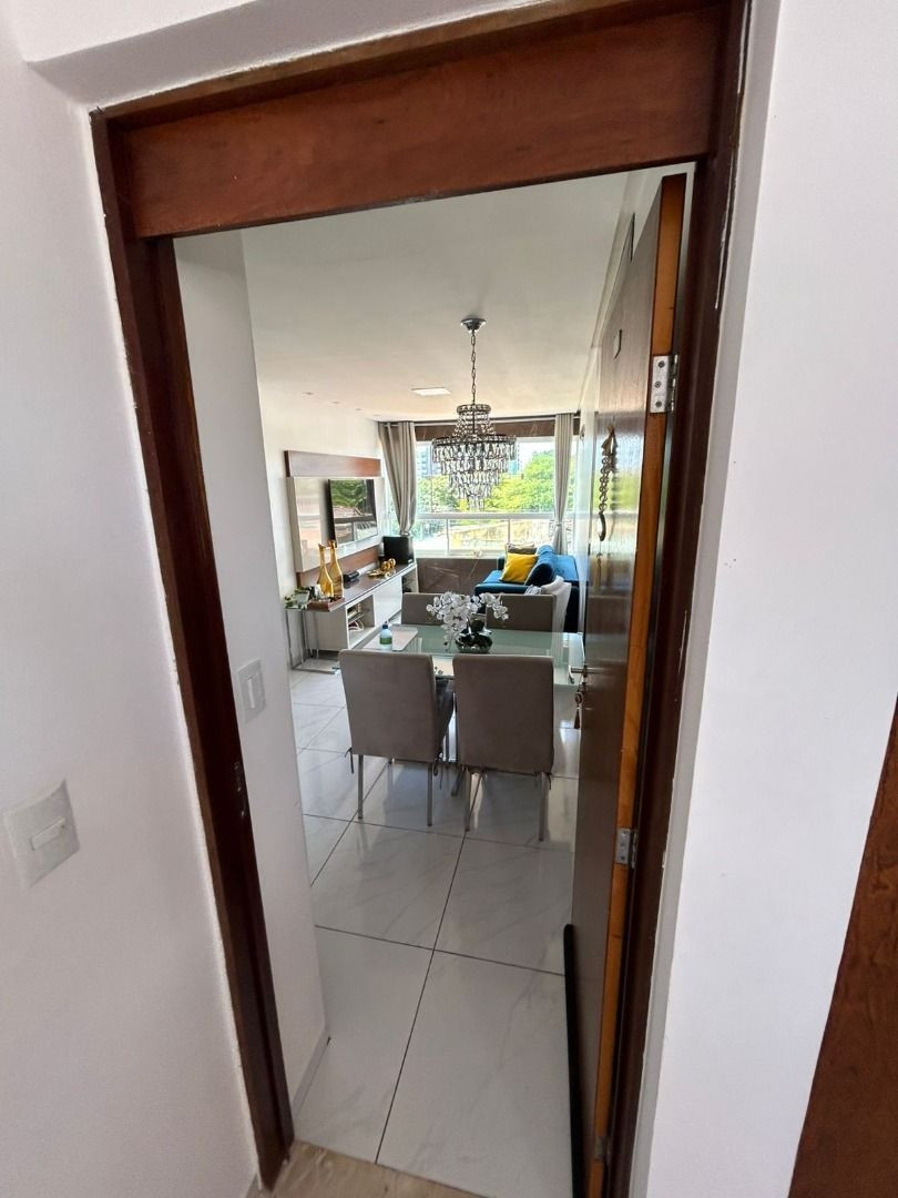 Apartamento com 03 dormitórios à venda por R$ 479.000 - Bancár...