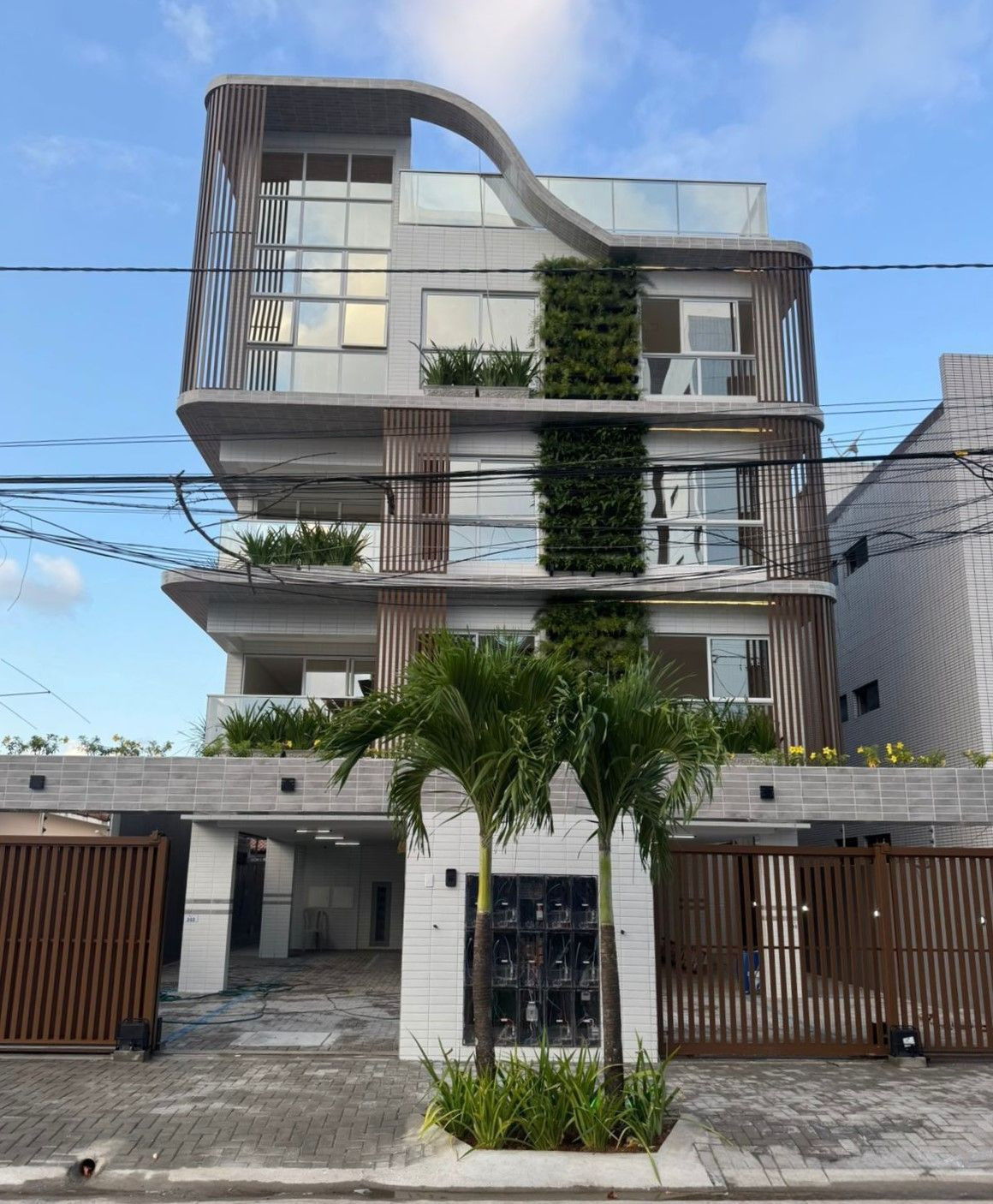 Apartamento com 02 dormitórios à venda por R$ 449.000 - Bancár...