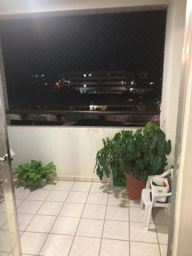 Apartamento com 03 dormitórios à venda por R$ 440.000 - Cd. Un...