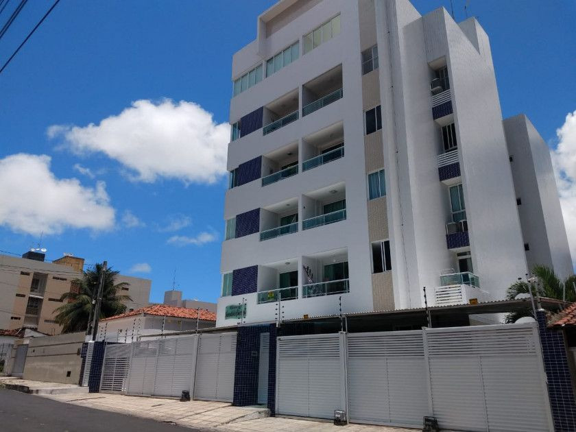 Apartamento com 03 dormitórios à venda por R$ 600.000 - Cd. Un...