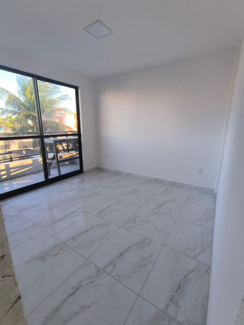 Apartamento com 03 dormitórios à venda por R$ 599.000 - Cd. Un...