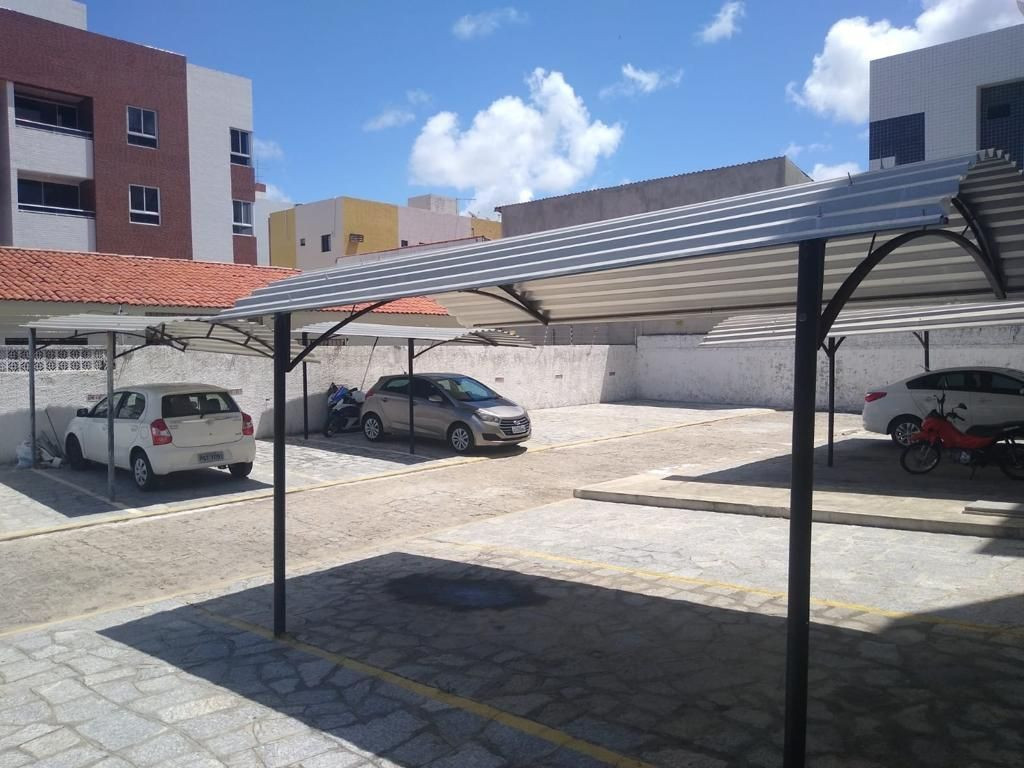 Apartamento com 02 dormitórios à venda por R$ 165.000 - Cd. Un...