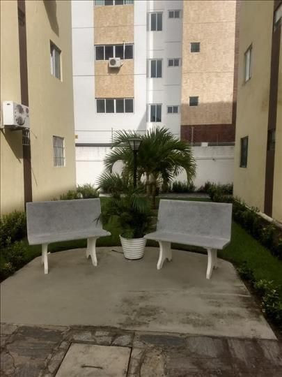 Apartamento com 02 dormitórios à venda por R$ 165.000 - Cd. Un...