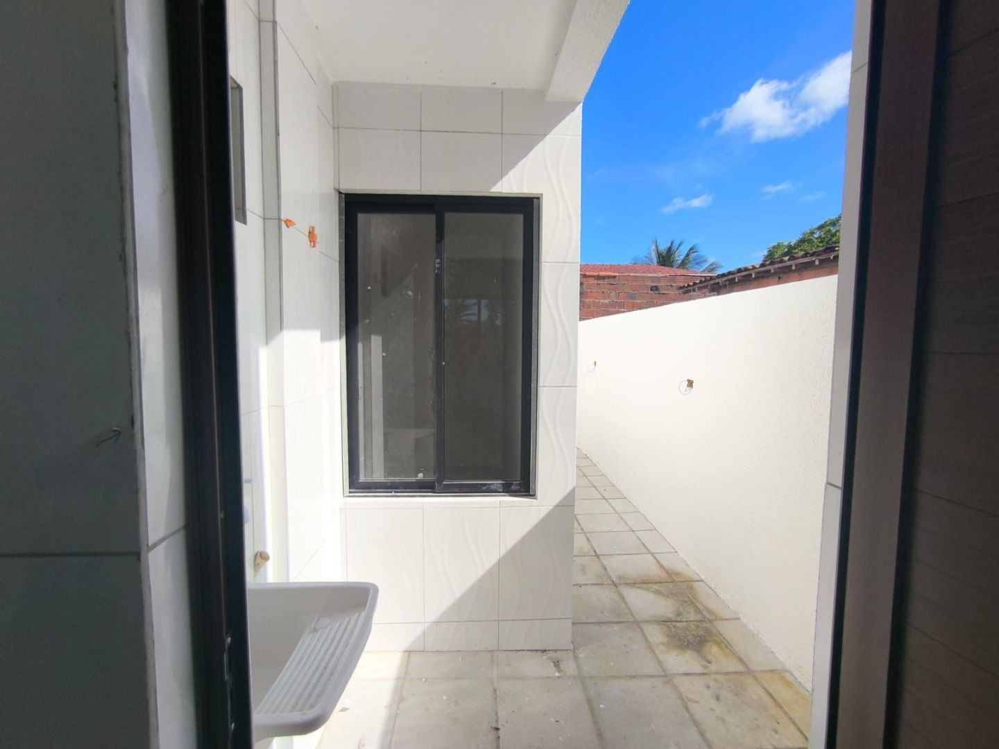 Casa com 02 dormitórios à venda, 54m² por R$ 230.000 - Portal ...
