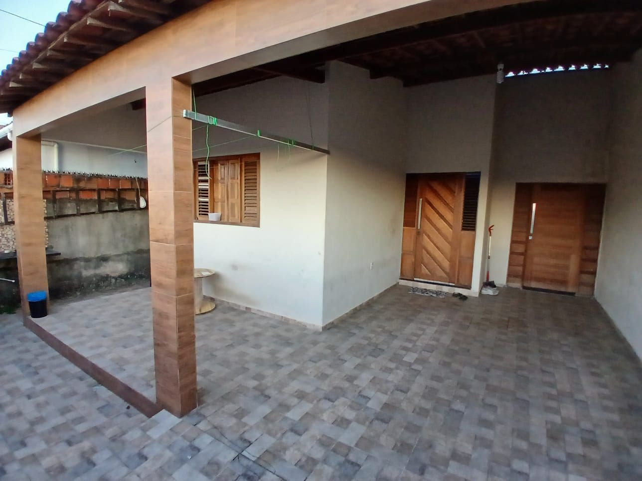 Casa com 04 dormitórios à venda, 150m² por R$ 300.000 - Mangab...