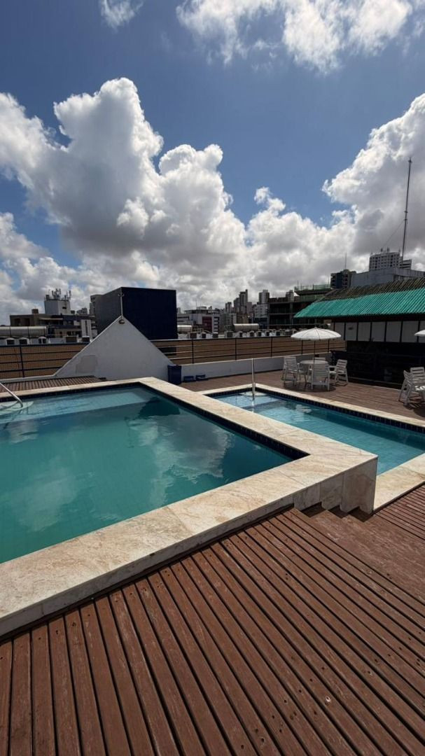 Flat com 01 dormitórios à venda, 32m² por R$ 399.000 - Tambaú,...