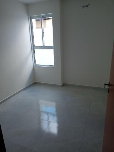 Apartamento com 02 dormitórios à venda por 175.000 - Valentina...