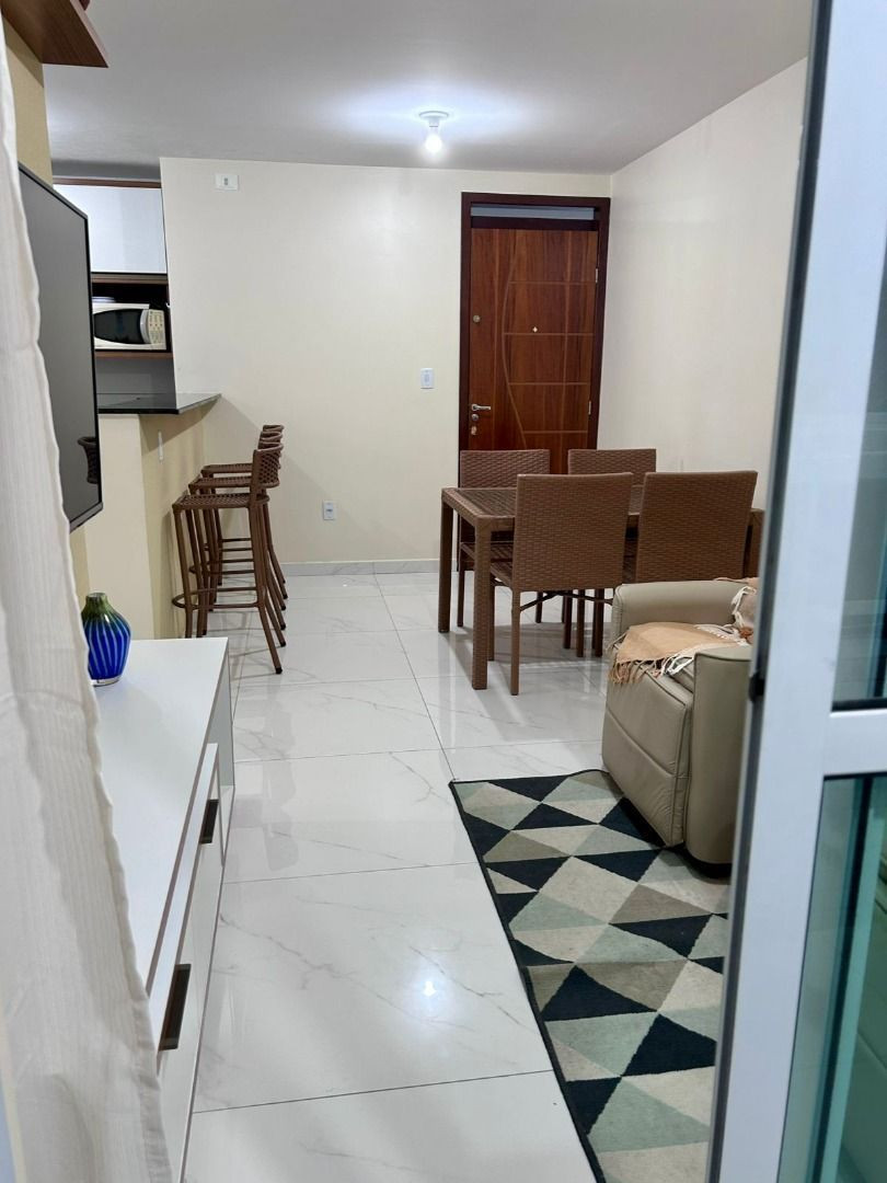 Apartamento com 03 dormitórios à venda por R$ 760.000 - Bessa,...