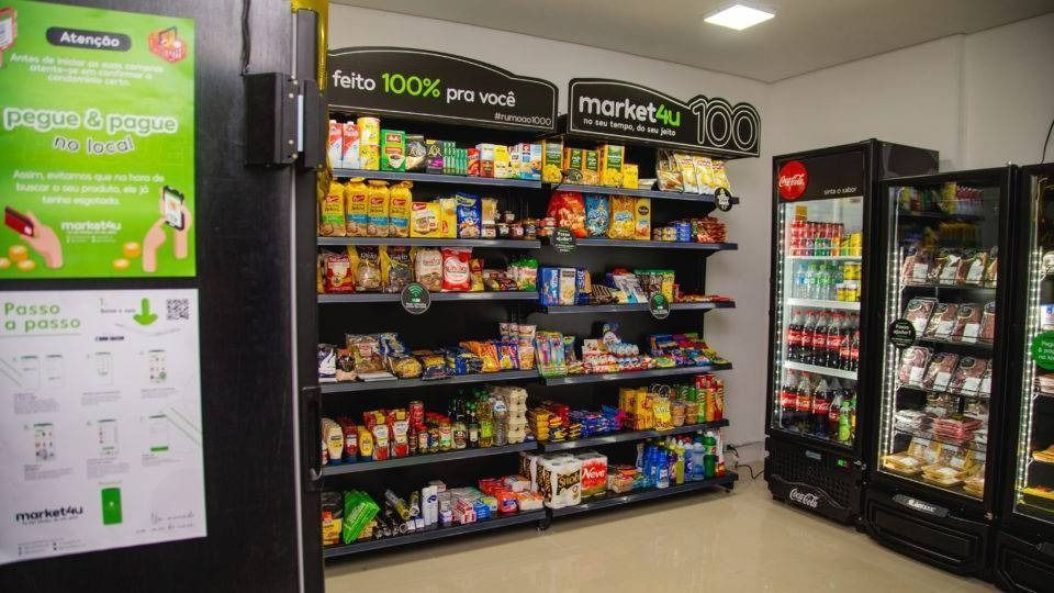 Apartamento com 03 dormitórios à venda por R$ 540.000 - Torre,...