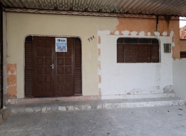 Casa com 02 dormitórios à venda, 176m² por R$ 350.000 - Torre,...