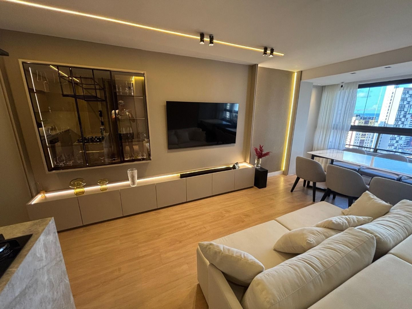 Apartamento com 02 dormitórios à venda por R$ 849.000 - Manaír...