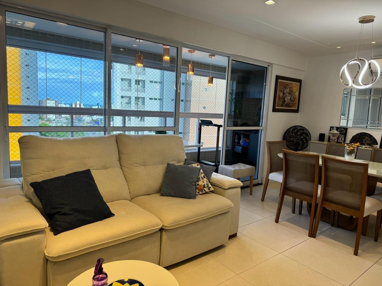 Apartamento com 04 dormitórios à venda por R$ 1.200.000 - Mira...