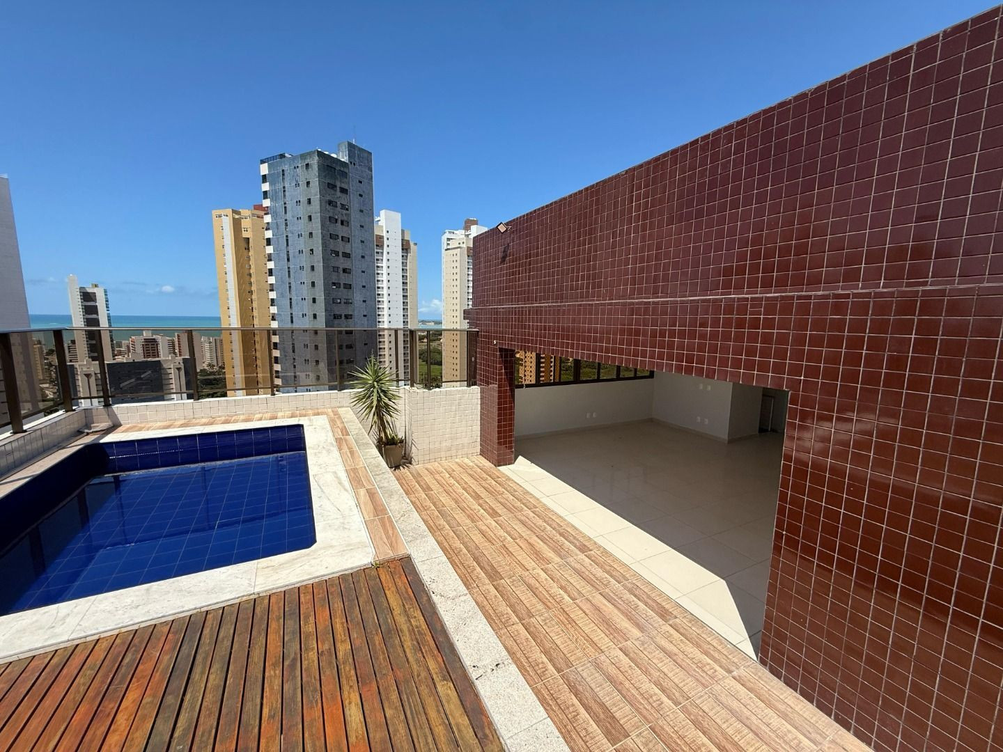 Cobertura com 04 dormitórios à venda por R$ 1.900.000 - Mirama...