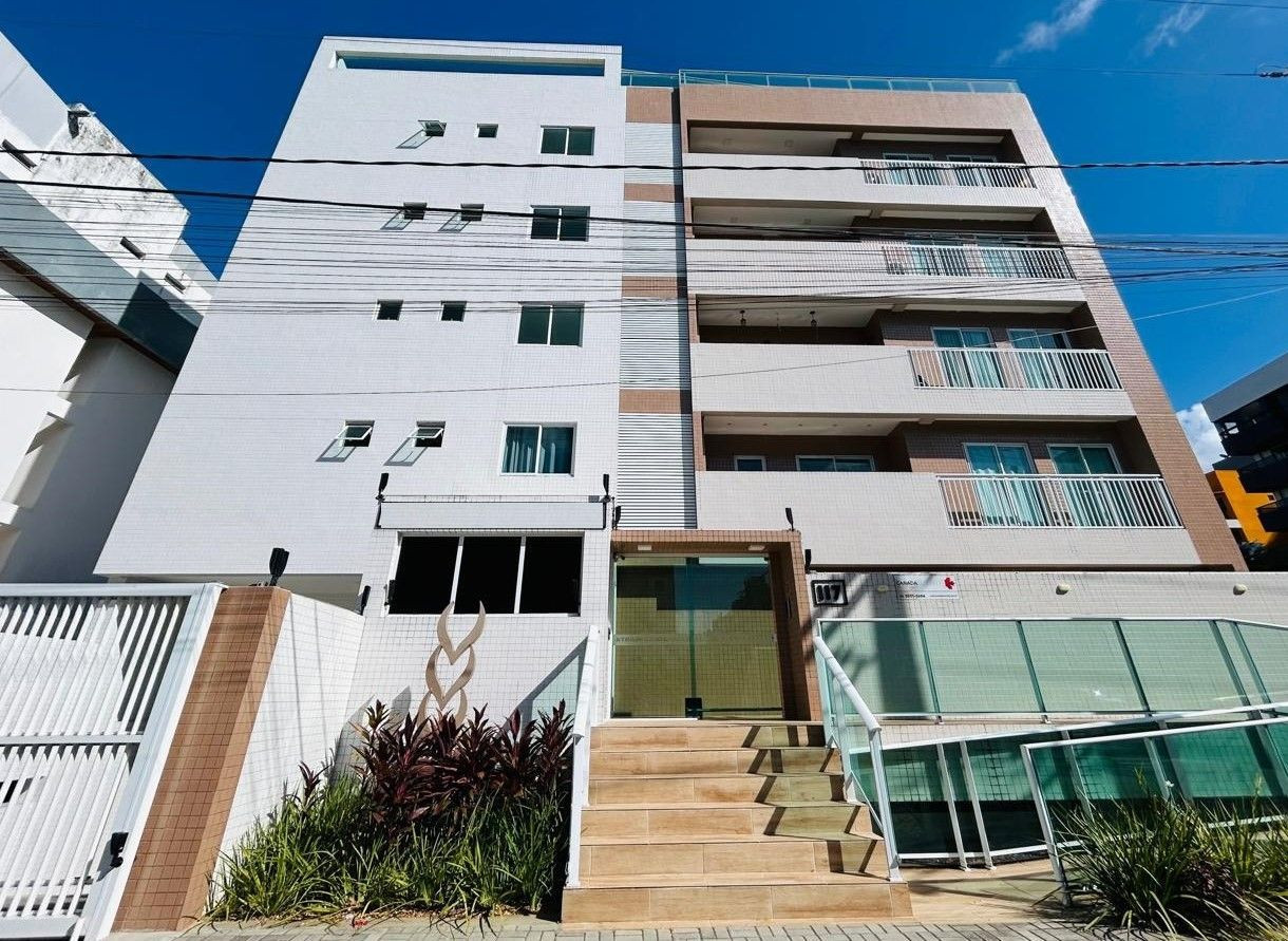 Apartamento com 03 dormitórios à venda por R$ 850.000 - Cabo B...