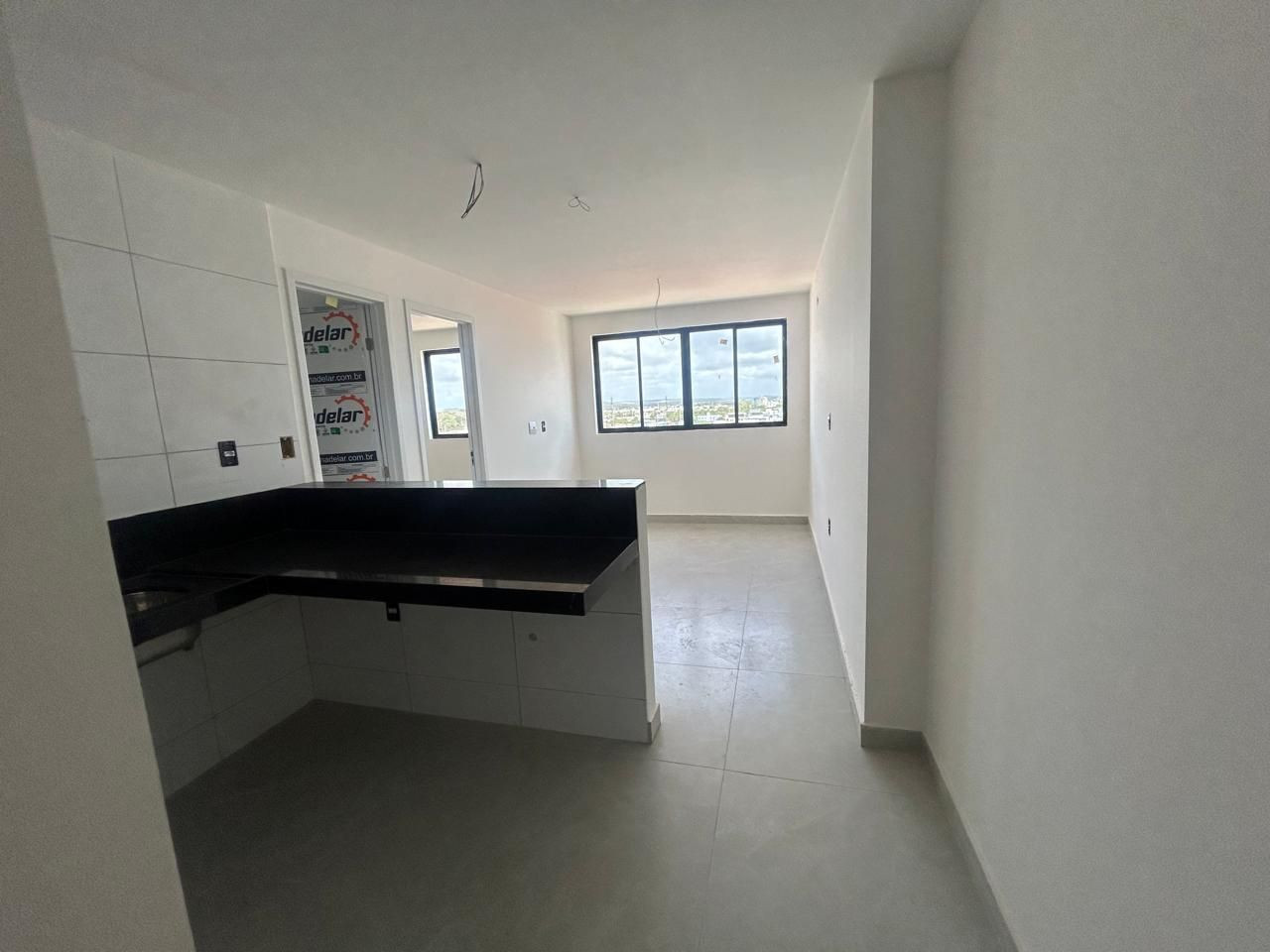 Apartamento com 01 dormitório à venda por R$ 350.000 - Bessa, ...