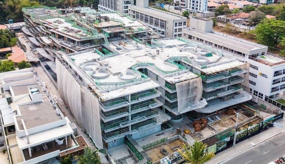 Apartamento com 03 dormitórios à venda por R$ 2.000.000 - Cabo...