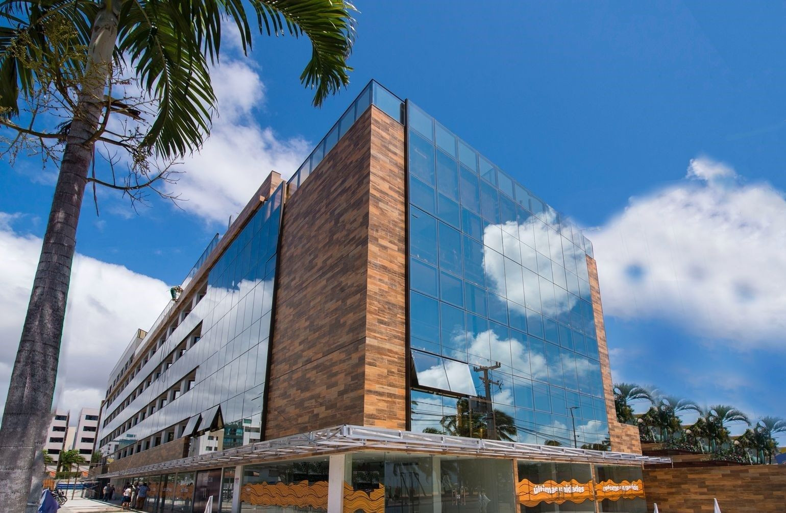 Flat com 01 dormitório à venda, 23m² por R$ 649.900 - Cabo Bra...