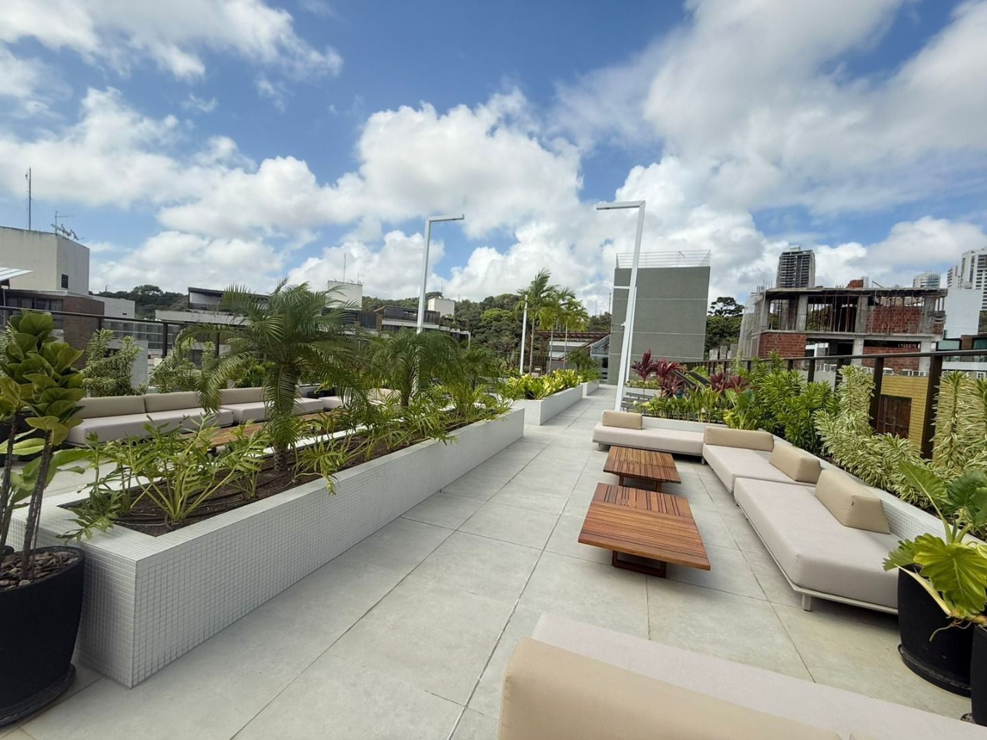 Apartamento com 02 dormitórios à venda por R$ 1.800.000 - Cabo...