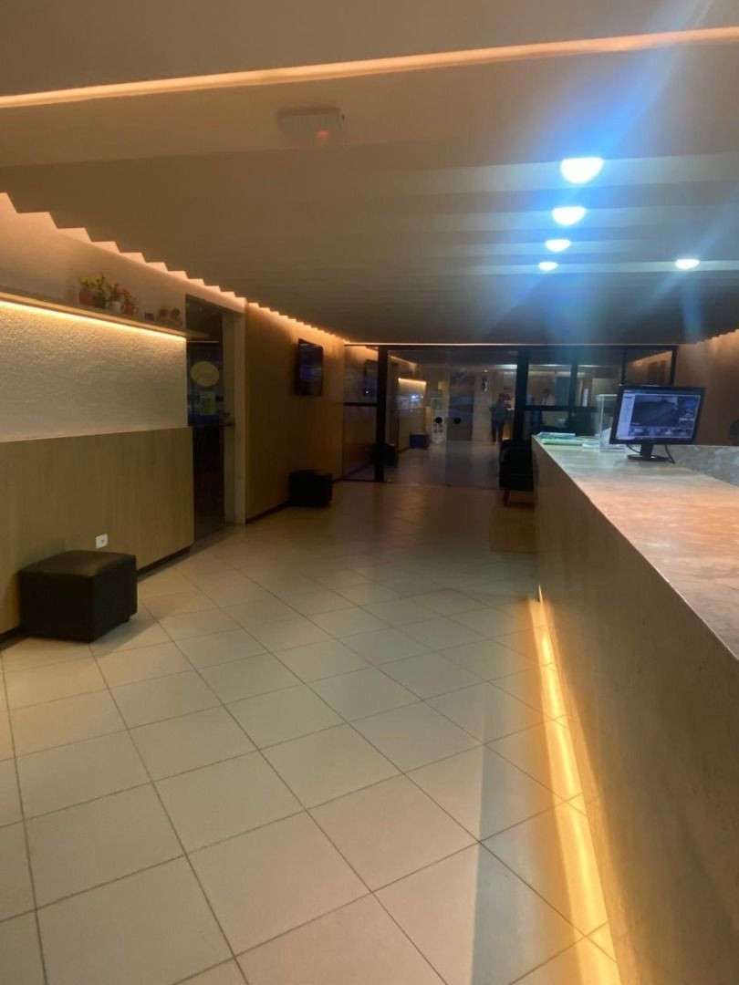 Flat com 02 dormitórios à venda, 50m² por R$ 450.000 - Cabo Br...