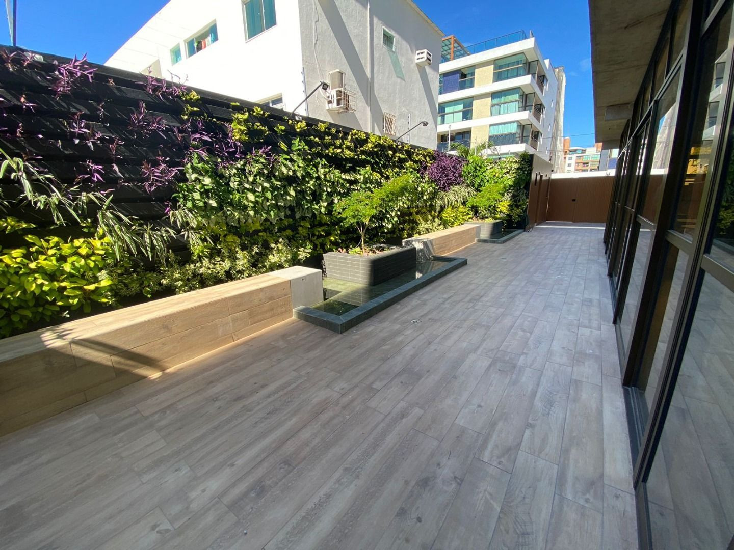 Apartamento com 01 dormitório à venda por R$ 759.150 - Cabo Br...