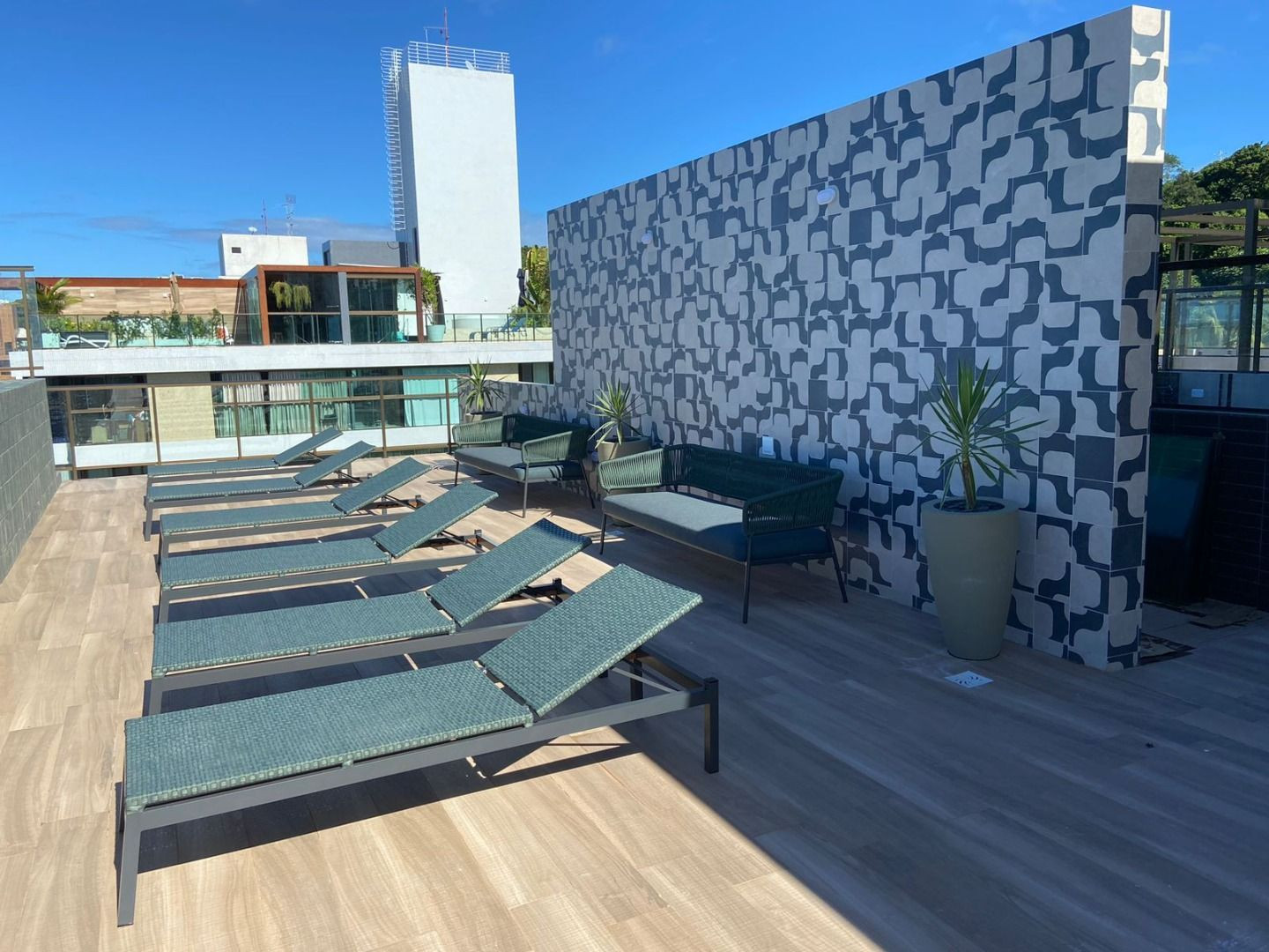 Apartamento com 01 dormitório à venda por R$ 759.150 - Cabo Br...