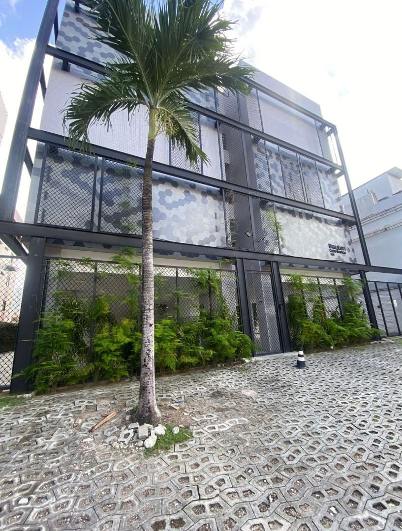 Flat com 01 dormitório à venda, 19m² por R$ 375.000 - Cabo Bra...