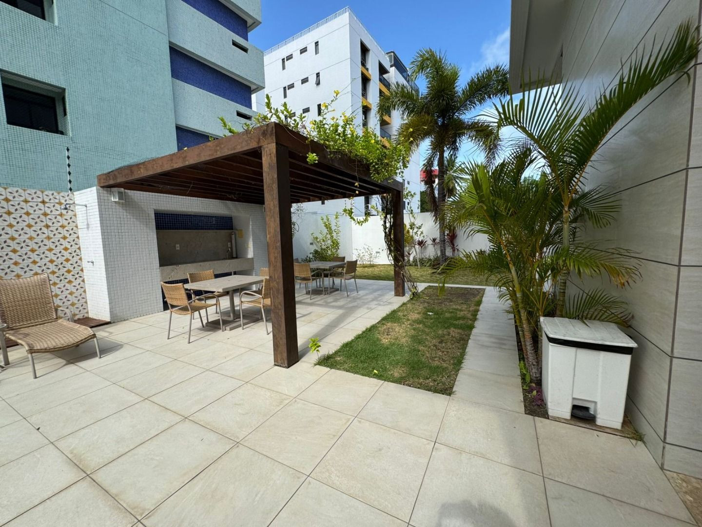 Apartamento com 04 dormitórios à venda por R$ 1.500.000 - Cabo...