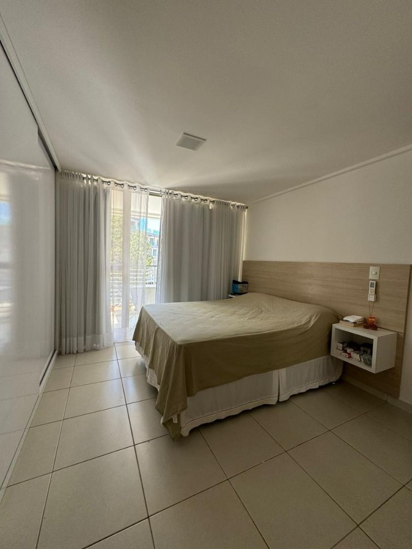 Apartamento com 02 dormitórios à venda por R$ 870.000 - Cabo B...