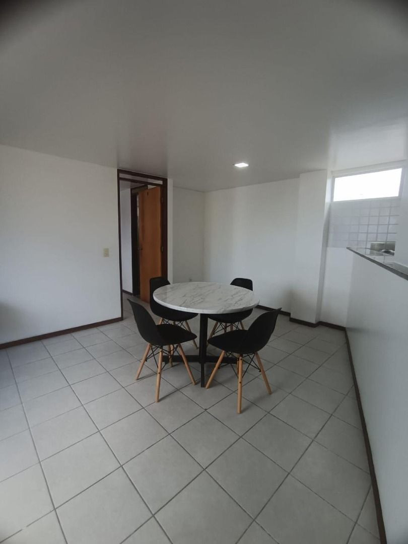 Flat com 01 dormitório à venda, 45m² por R$ 480.000 - Cabo Bra...