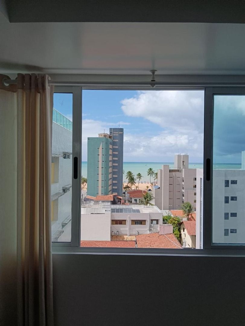 Flat com 01 dormitório à venda, 45m² por R$ 480.000 - Cabo Bra...