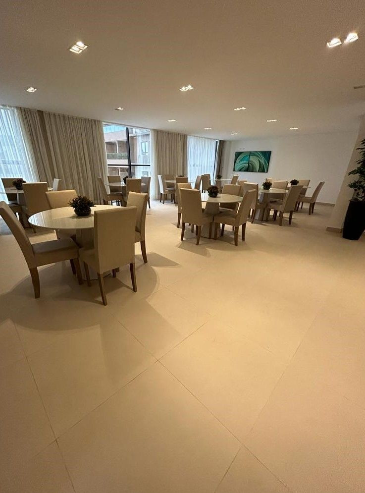 Apartamento com 03 dormitórios à venda por R$ 430.000 - Altipl...