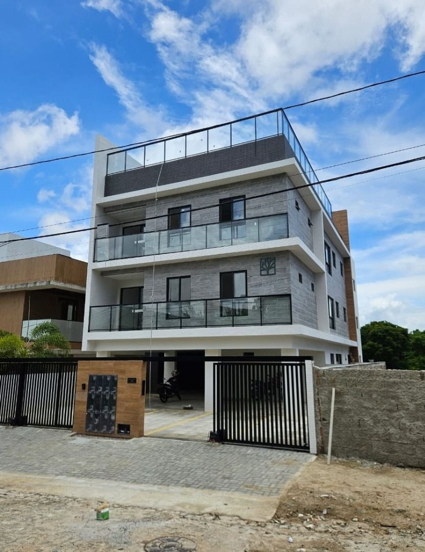 Apartamento com 02 dormitórios à venda por R$ 335.100 - Altipl...