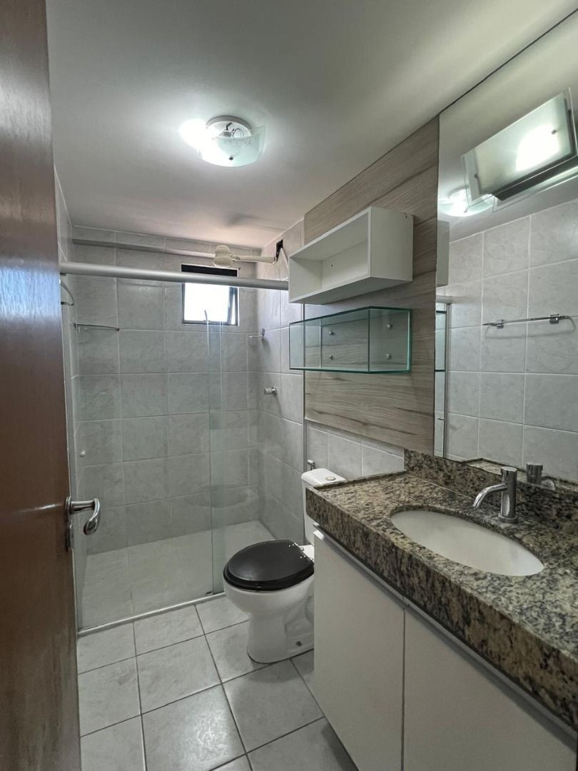 Apartamento com 03 dormitórios à venda por R$ 650.000 - Tambau...
