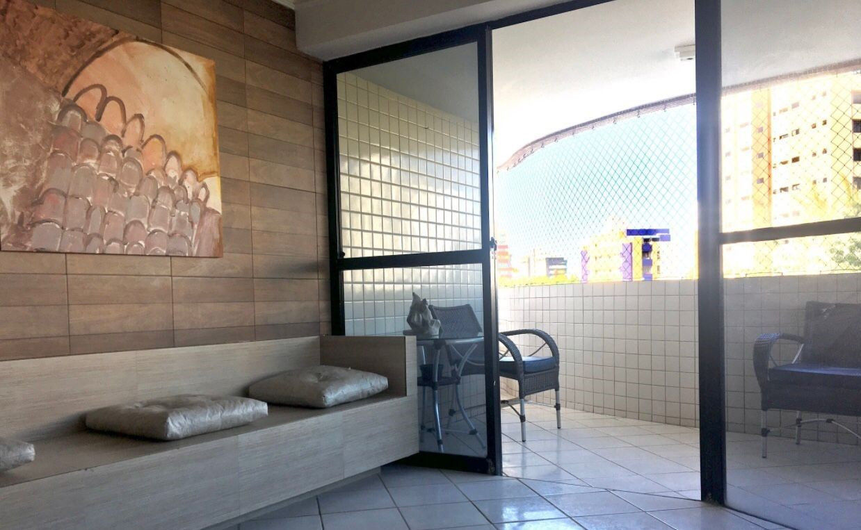 Apartamento com 03 dormitórios à venda por R$ 745.000 - Interm...