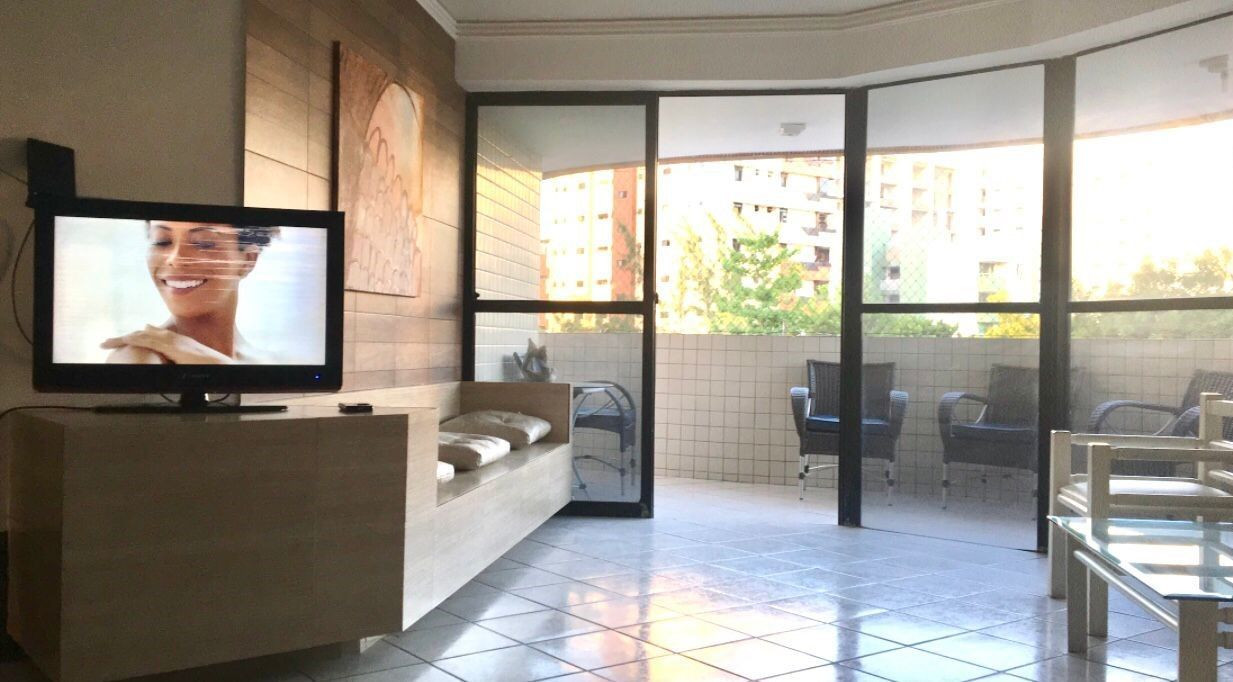 Apartamento com 03 dormitórios à venda por R$ 745.000 - Interm...