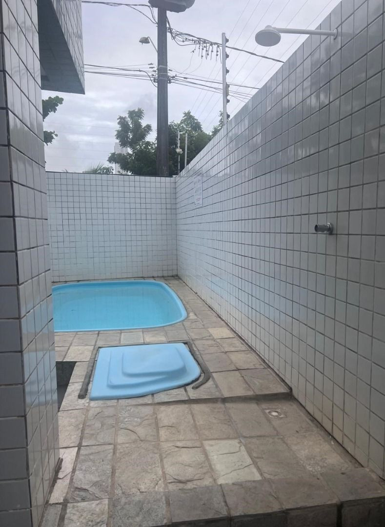 Apartamento com 02 dormitórios à venda por R$ 388.500 - Aerocl...