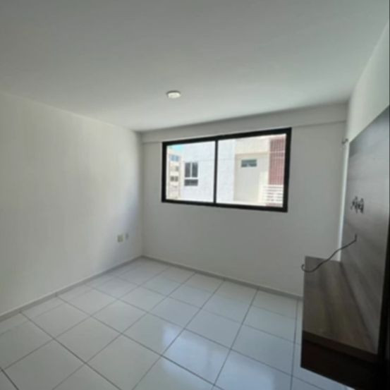 Apartamento com 01 dormitório à venda por R$ 320.000 - Aeroclu...