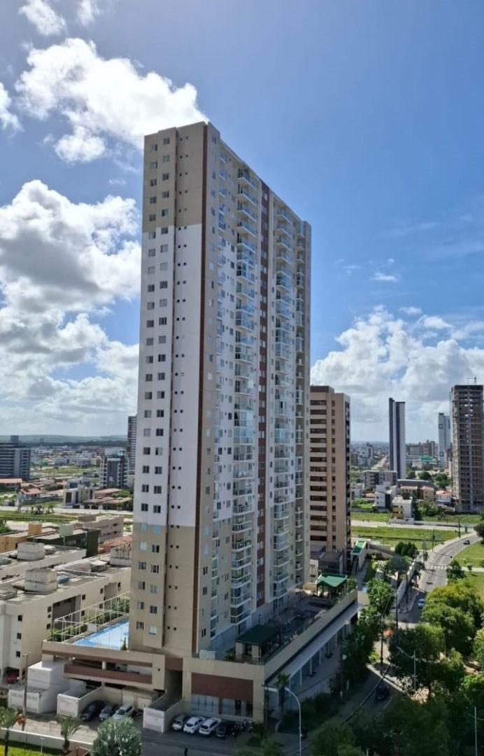 Apartamento com 02 dormitórios à venda por R$ 690.000 - Aerocl...