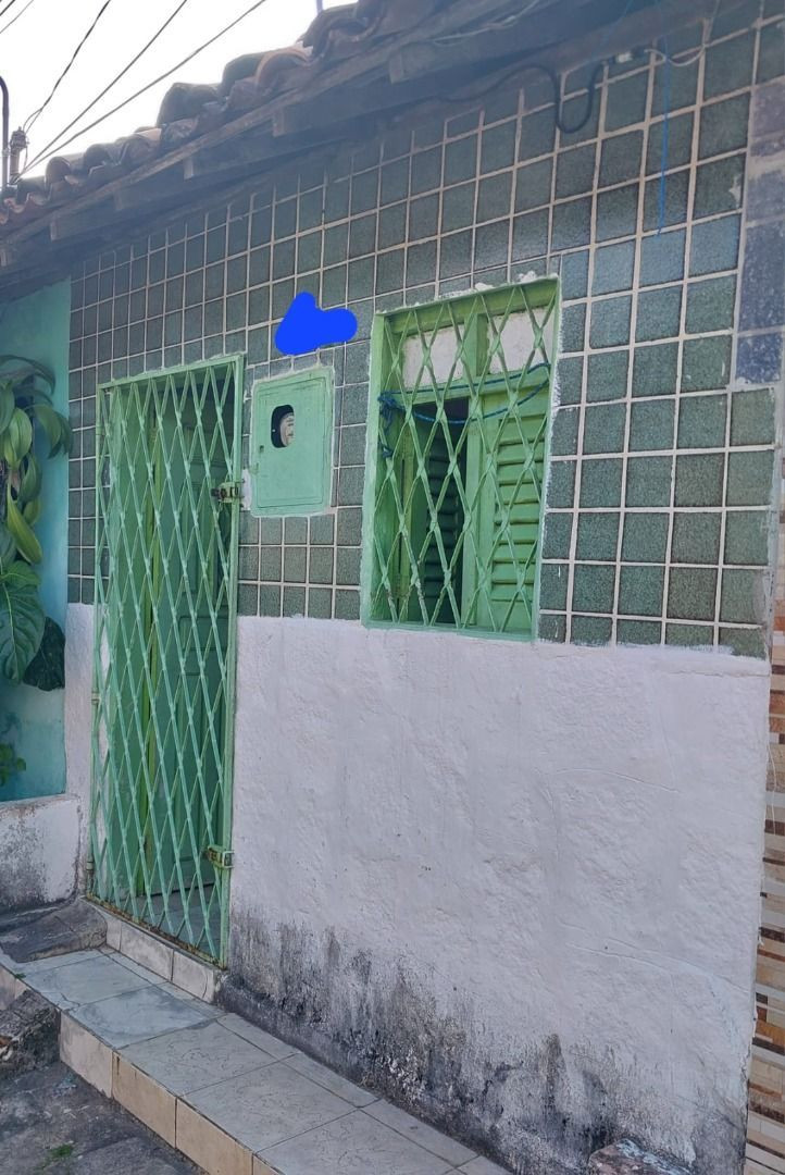 Casa com 01 dormitório à venda, 30m² por R$ 120.000 - Torre, J...