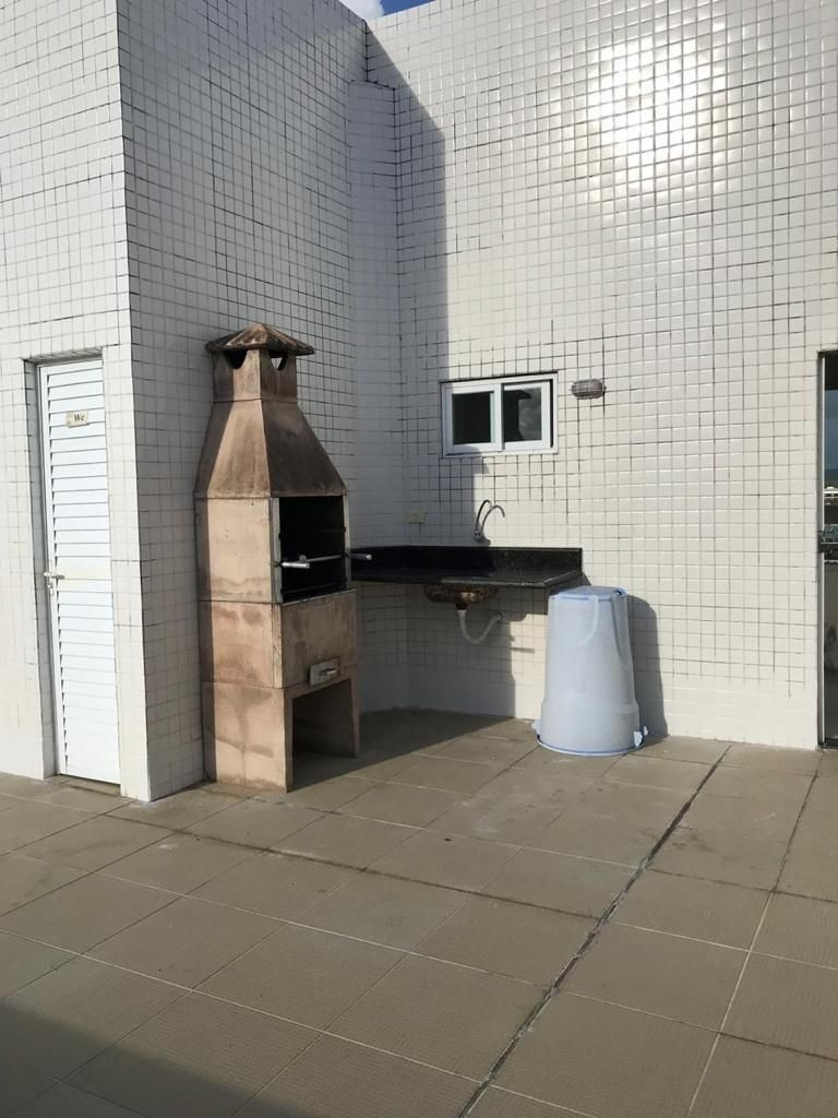 Apartamento com 02 dormitórios à venda por R$ 380.000 - Interm...