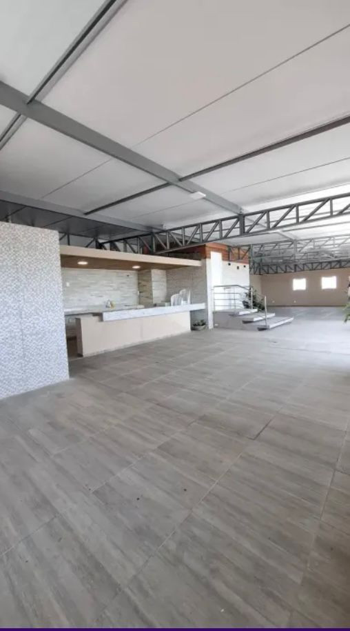 Apartamento com 03 dormitórios à venda por R$ 580.000 - Interm...